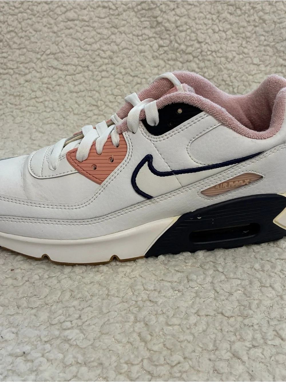 Nike Air Max 90 LTR SE White Pink Glaze Gum Bottom Size 7Y DB0472-100